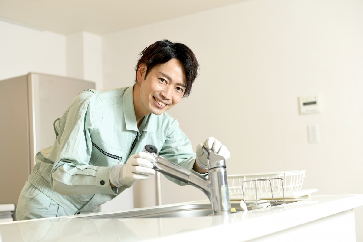 鉄骨建方と配管設備の仕事内容について詳しくご説明いたします